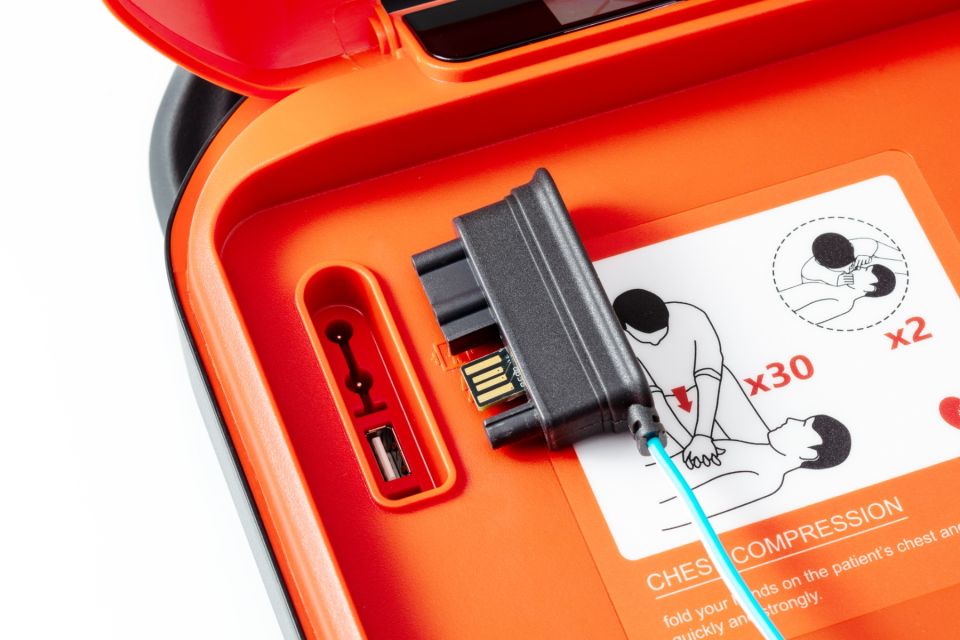 Primedic HeartSave Y Semi-Automatic Defibrillator